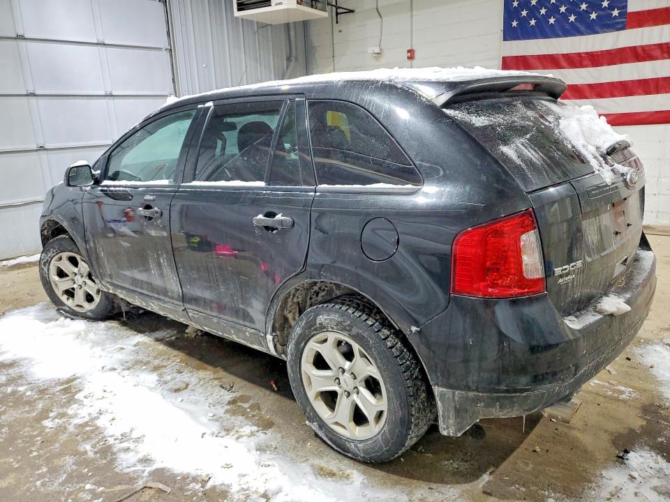 Photo 2 from auction – 2014 FORD EDGE SE with VIN 2FMDK4GC6EBA00685