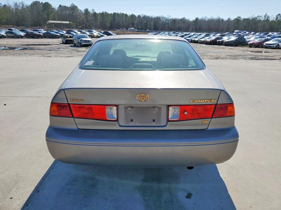 Photo 6 from auction – 2000 TOYOTA CAMRY with VIN 4T1BF22K6YU096721