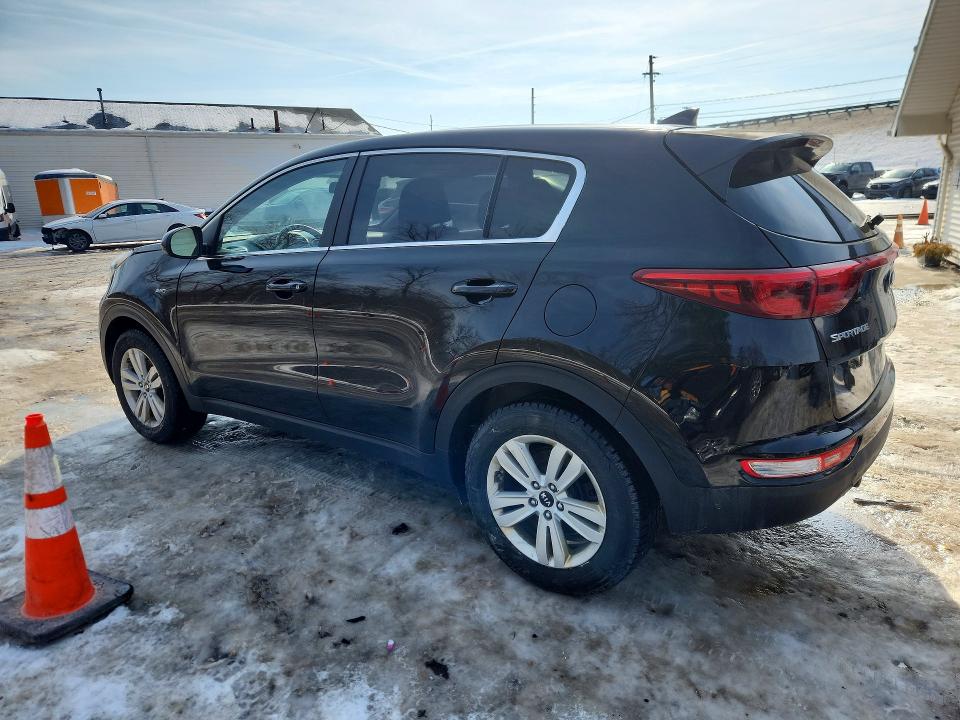 Photo 2 from auction – 2017 KIA SPORTAGE L with VIN KNDPMCAC5H7065653