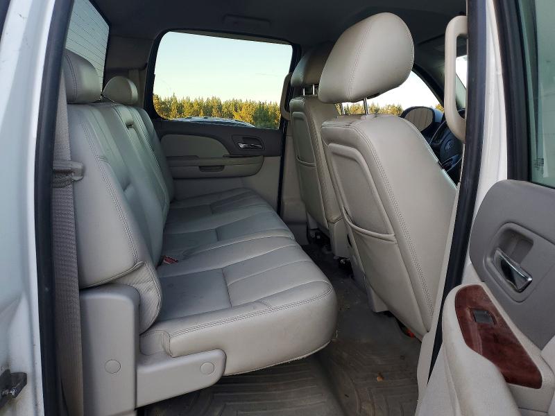 Photo 10 from auction – 2010 GMC SIERRA K15 with VIN 3GTRKWE31AG232515