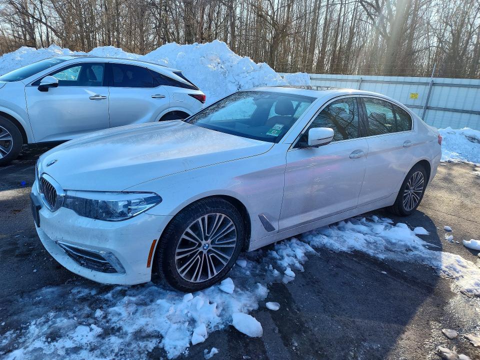 BMW 540 2019 مع رقم تعريف المركبة WBAJE7C52KWW05057 - صورة من المزاد