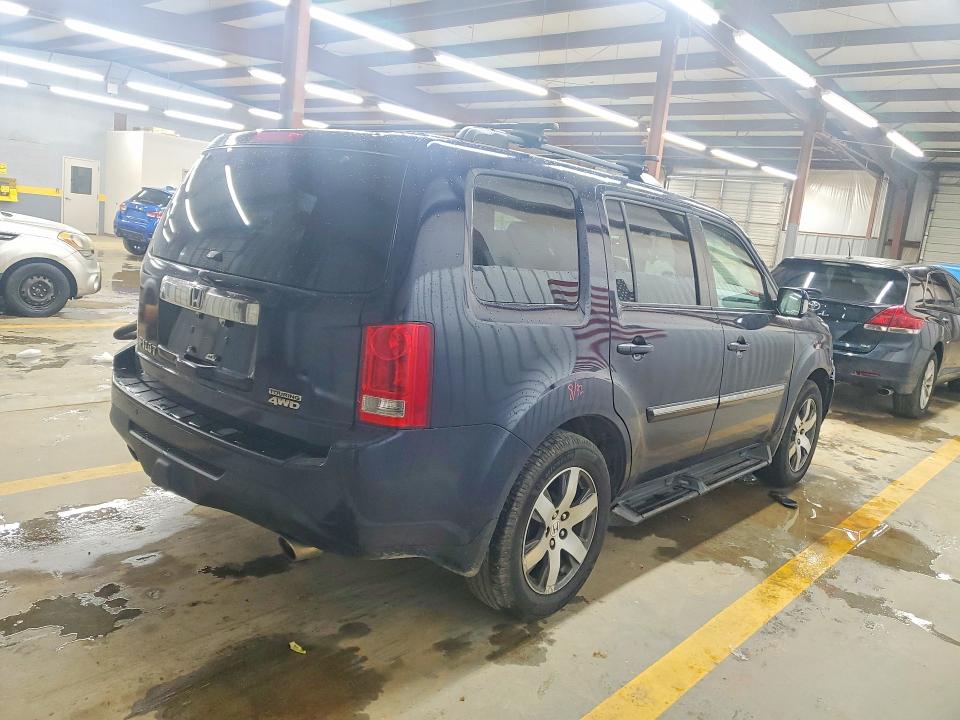 Photo 3 from auction – 2014 HONDA PILOT with VIN 5FNYF4H93EB030596
