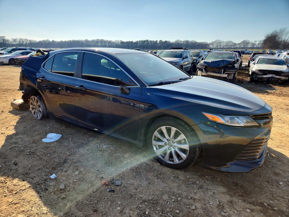 Photo 4 from auction – 2020 TOYOTA CAMRY with VIN 4T1C11AK4LU935787
