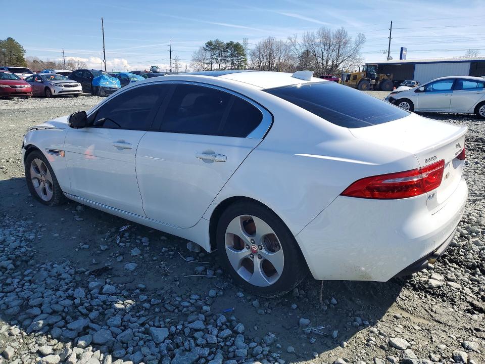Photo 2 from auction – 2017 JAGUAR XE with VIN SAJAR4BG5HA976228