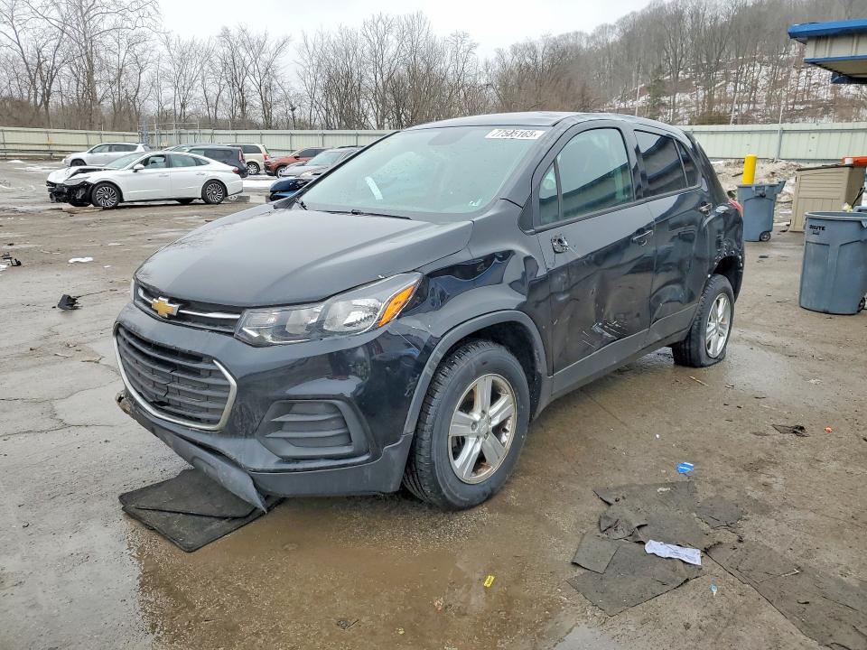 CHEVROLET TRAX LS 2019 with VIN 3GNCJNSB4KL269671 - Photo from auction