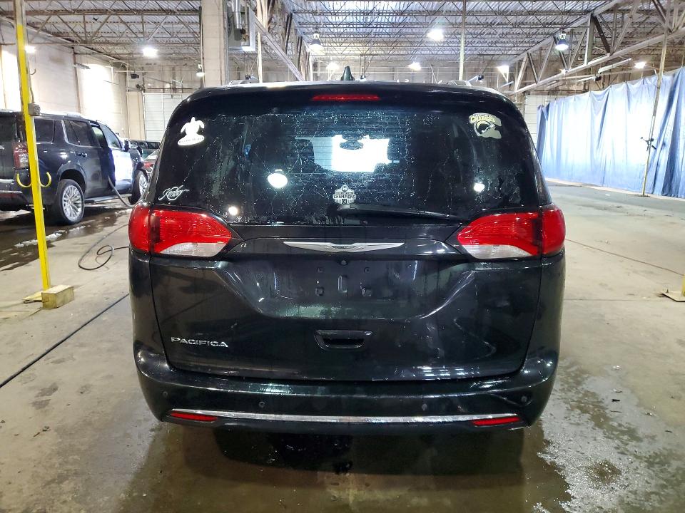 Photo 6 from auction – 2017 CHRYSLER PACIFICA with VIN 2C4RC1EG4HR531388