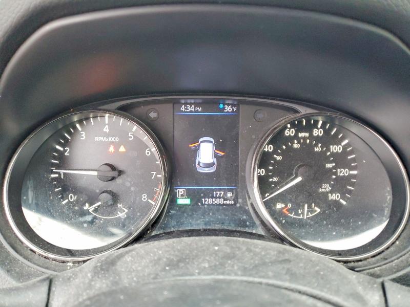 Photo 9 from auction – 2018 NISSAN ROGUE S with VIN JN8AT2MT8JW465978