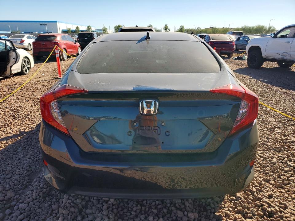 Photo 6 from auction – 2018 HONDA CIVIC EX with VIN 19XFC2F71JE019943