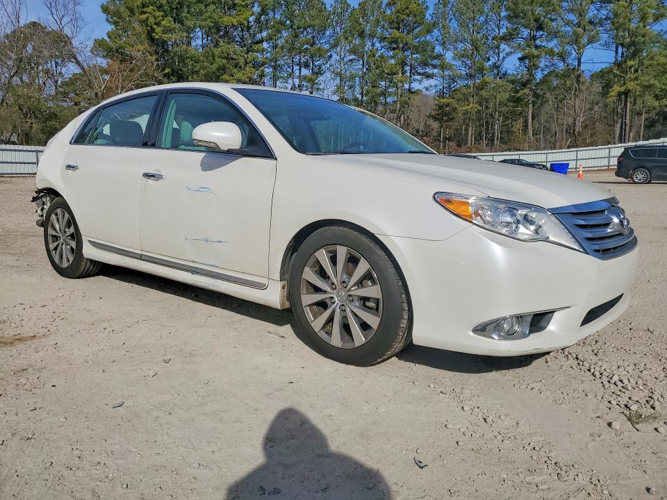 Photo 4 from auction – 2011 TOYOTA AVALLON with VIN 4T1BK3DB6BU401091