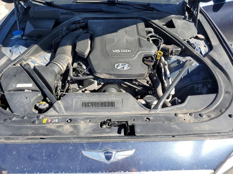 Photo 11 from auction – 2015 HYUNDAI GENESIS with VIN KMHGN4JE3FU103122