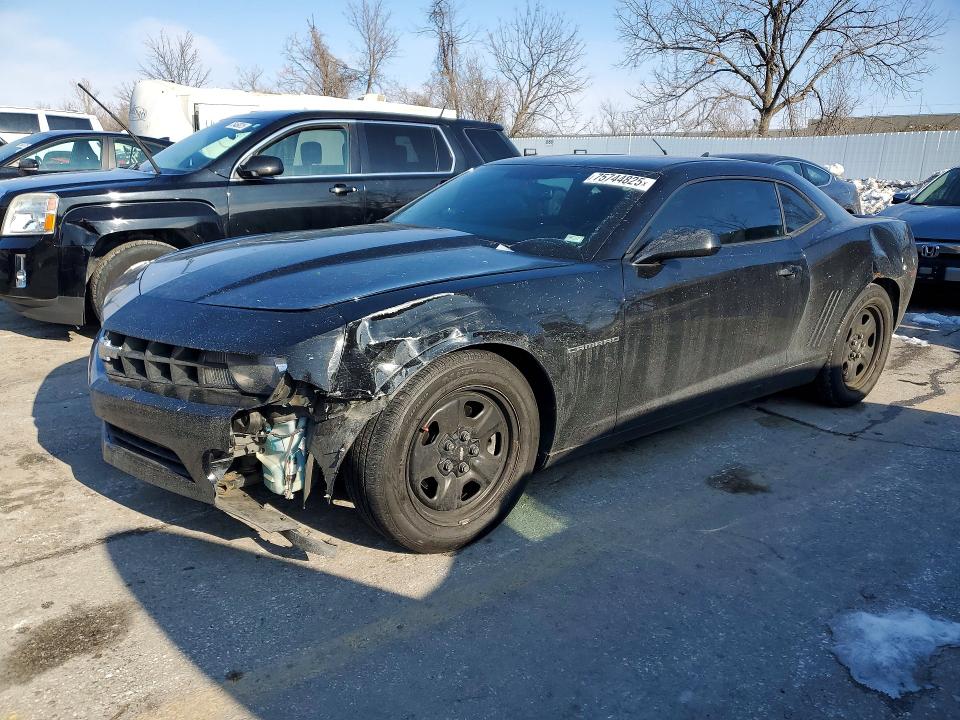 CHEVROLET CAMARO LS 2012 with VIN 2G1FA1E37C9208198 - Photo from auction