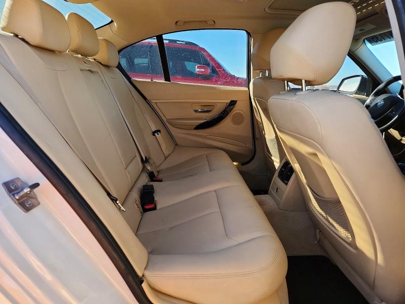 Photo 10 from auction – 2014 BMW 328 with VIN WBA3D3C58EK154281