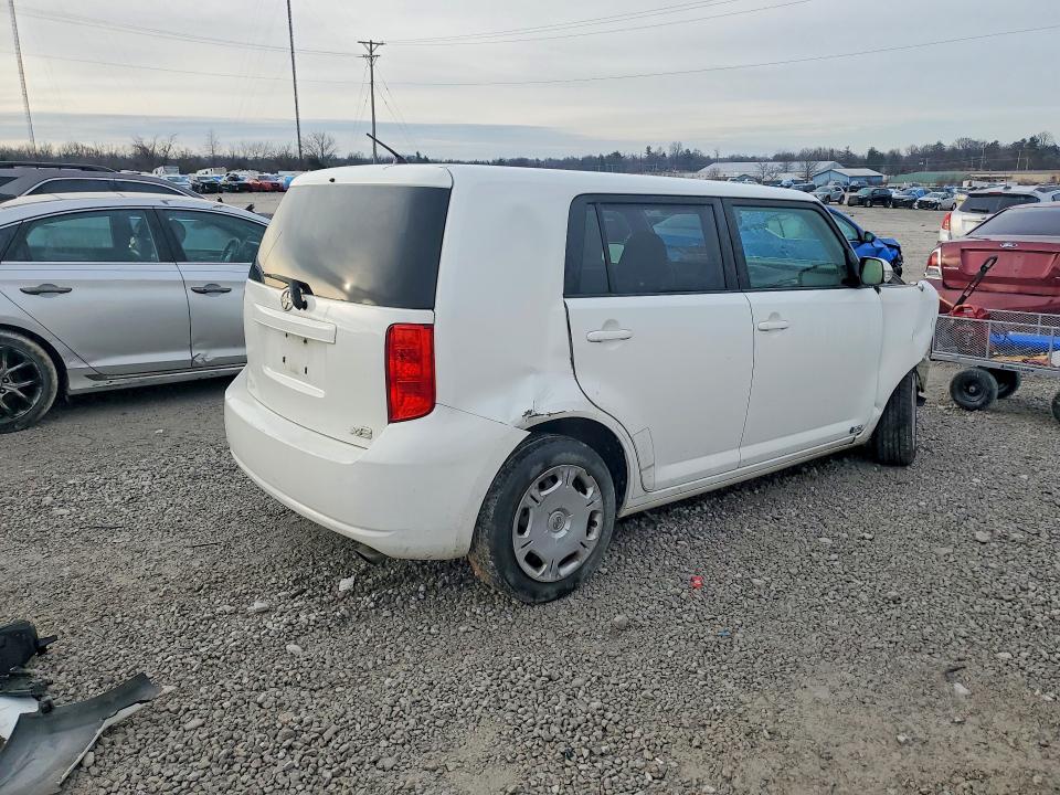 Photo 3 from auction – 2008 TOYOTA SCION with VIN JTLKE50E081040351