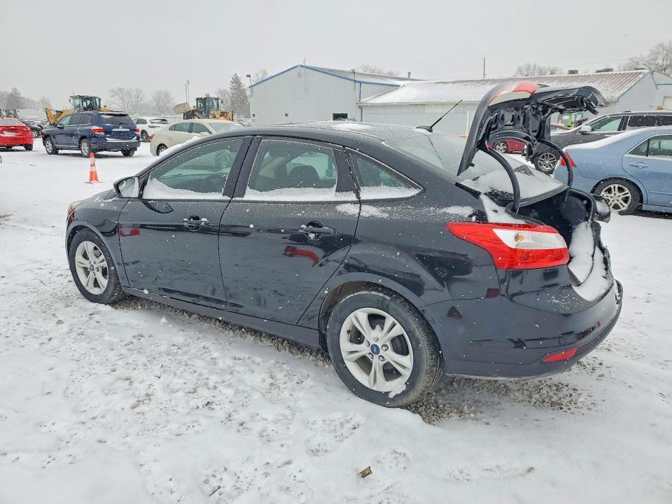 Photo 2 from auction – 2014 FORD FOCUS with VIN 1FADP3F21EL450372