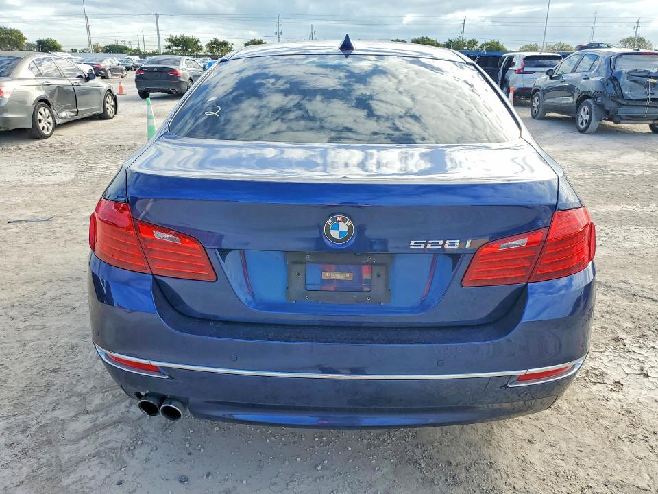 Photo 6 from auction – 2016 BMW 528 I with VIN WBA5A5C50GG352226