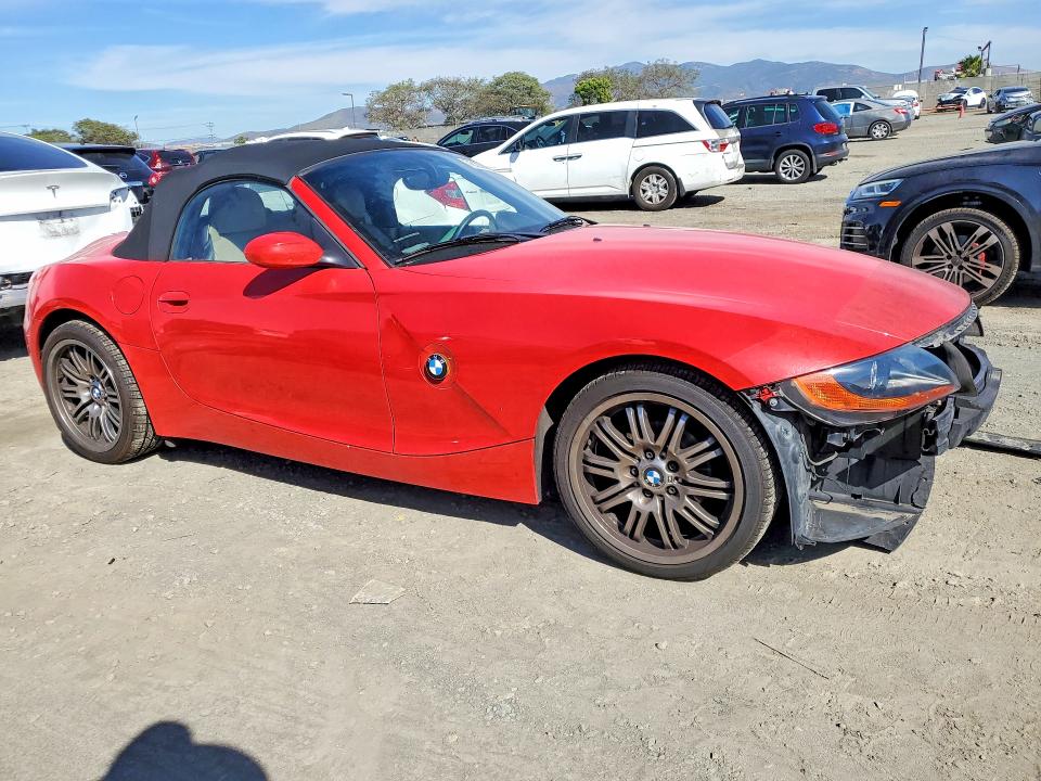 Photo 4 from auction – 2003 BMW Z4 with VIN 4USBT33473LR66536
