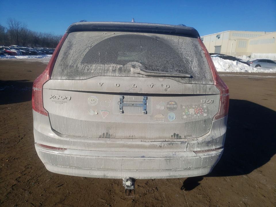 Photo 6 from auction – 2023 VOLVO XC90 PLUS with VIN YV4062PN2P1920354