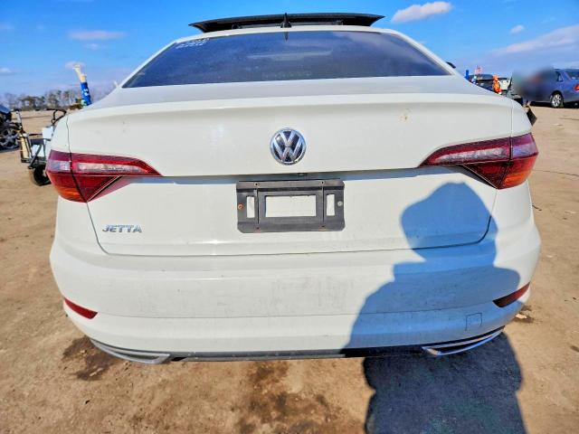 Photo 6 from auction – 2019 VOLKSWAGEN JETTA with VIN 3VWGB7BU5KM269092