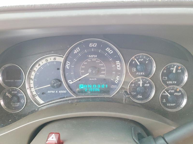 Photo 9 from auction – 2002 CADILLAC ESCALADE with VIN 3GYEK63N52G271008