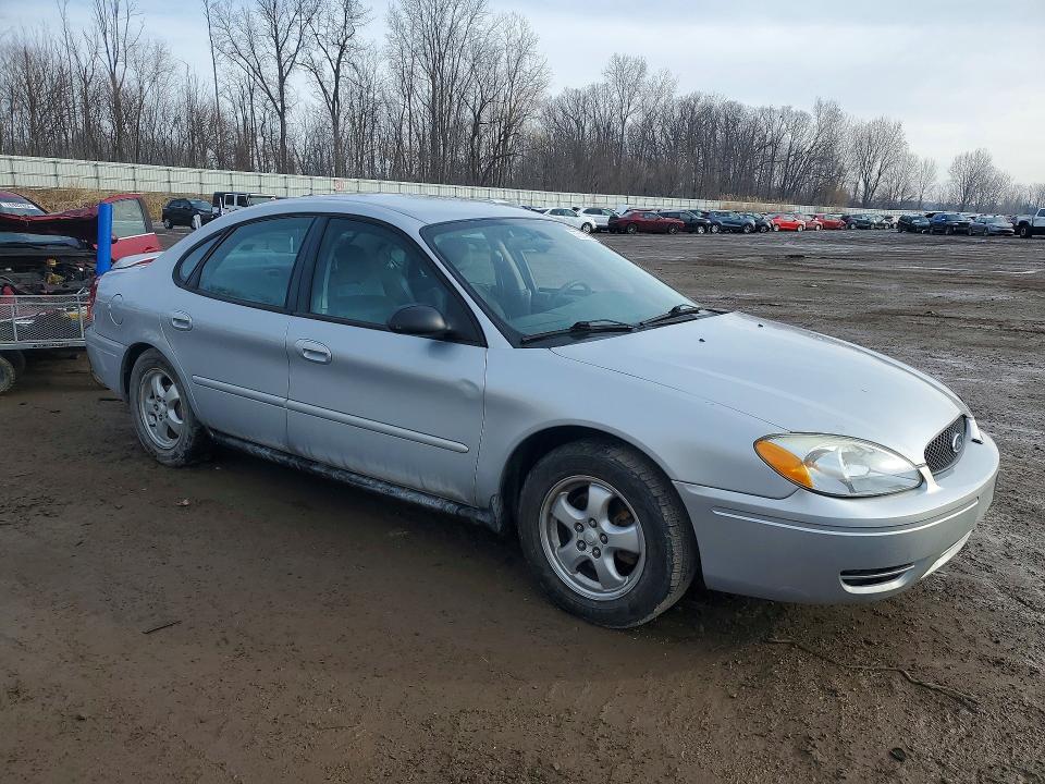 Photo 4 from auction – 2005 FORD TAURUS SE with VIN 1FAFP53U75A270996