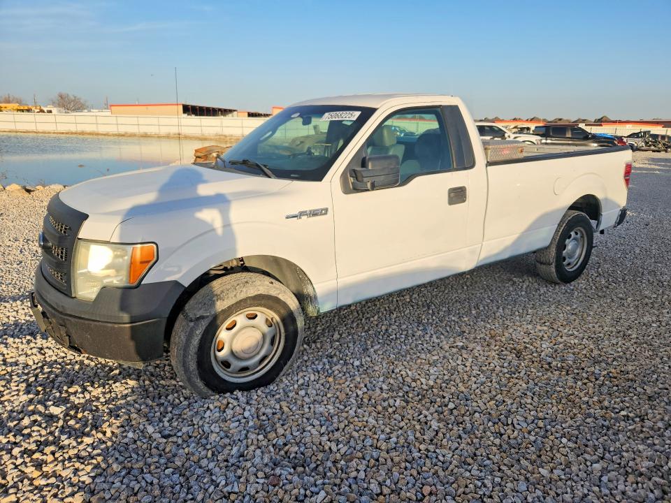 FORD F150 2013 with VIN 1FTMF1CM2DKD06762 - Photo from auction