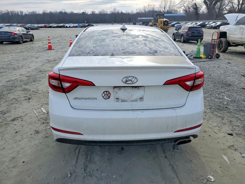 Photo 6 from auction – 2016 HYUNDAI SONATA SE with VIN 5NPE24AF0GH360103