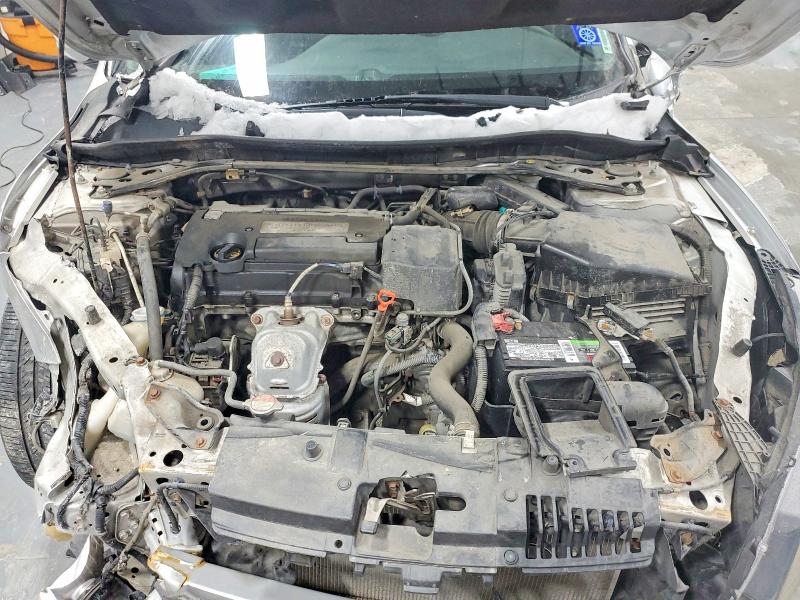 Photo 11 from auction – 2014 HONDA ACCORD with VIN 1HGCR2F56EA098178