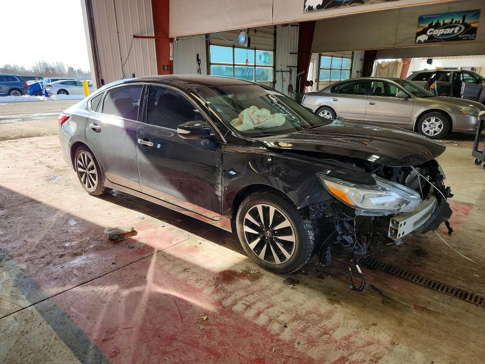 Photo 4 from auction – 2018 NISS ALTIMA with VIN 1N4AL3AP0JC156814