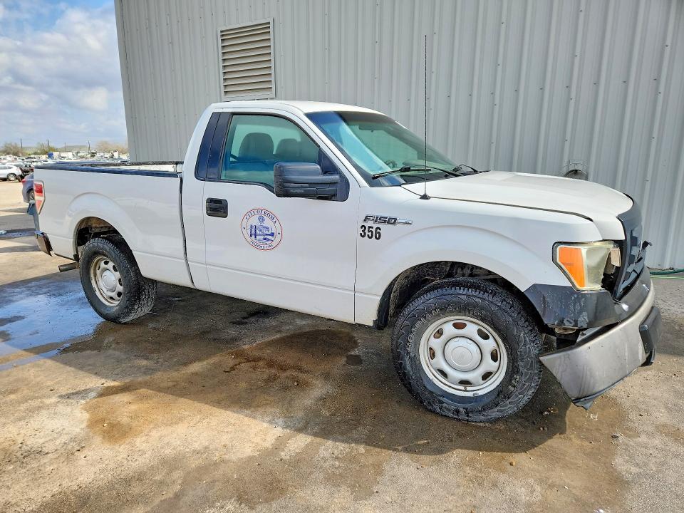 Photo 4 from auction – 2012 FORD F150 with VIN 1FTMF1CM0CFB86323