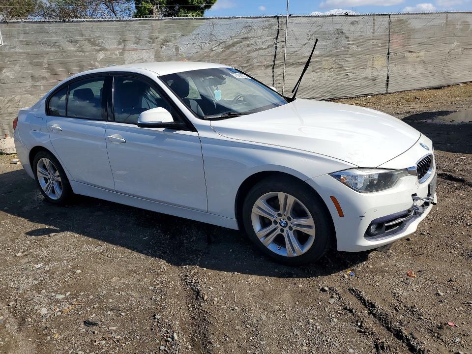 Photo 4 from auction – 2016 BMW 328 with VIN WBA8E9G54GNT84661