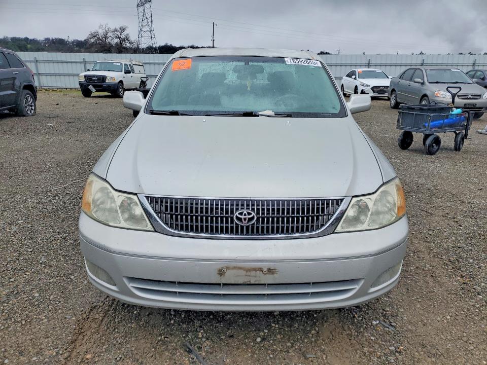 Photo 5 from auction – 2002 TOYOTA AVALON with VIN 4T1BF28B92U198691