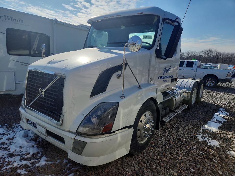 2007 VOLVO VN VNL