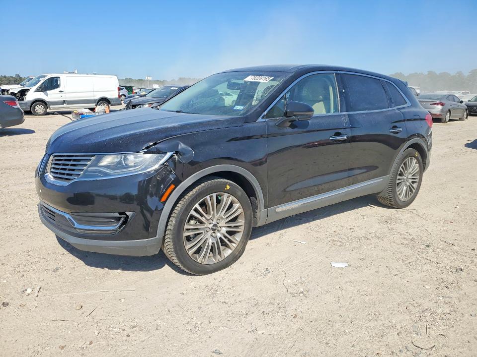 LINCOLN MKX 2018 with VIN 2LMPJ6LR2JBL30828 - Photo from auction