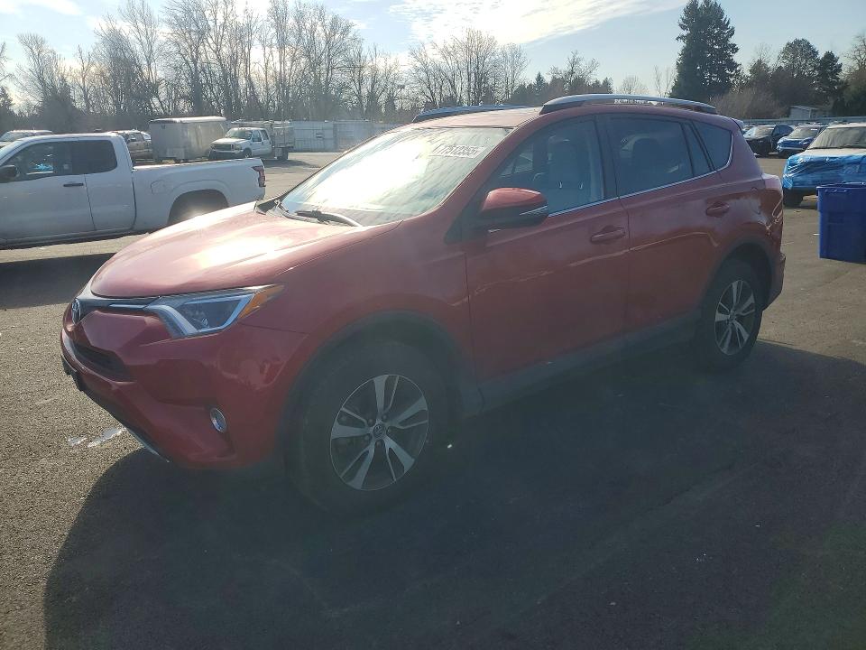Фото 1 с аукциона – 2016 TOYOTA RAV4 XLE с VIN 2T3RFREV6GW505111
