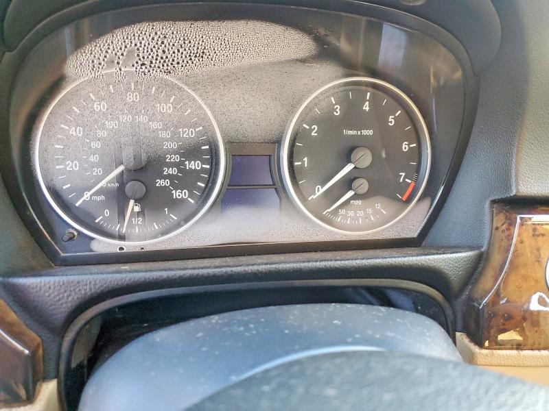 Photo 9 from auction – 2007 BMW 328 with VIN WBAVC53527FZ75024