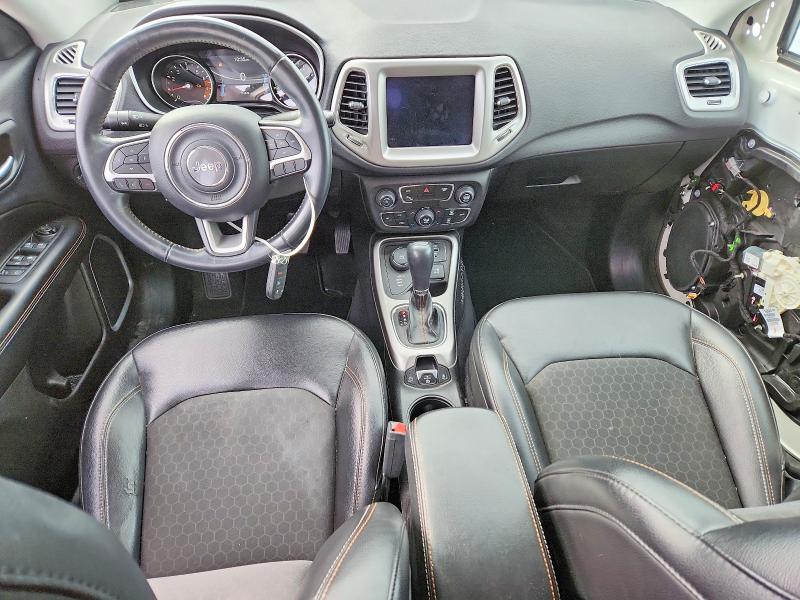 Photo 8 from auction – 2018 JEEP COMPASS LA with VIN 3C4NJDBB6JT238271