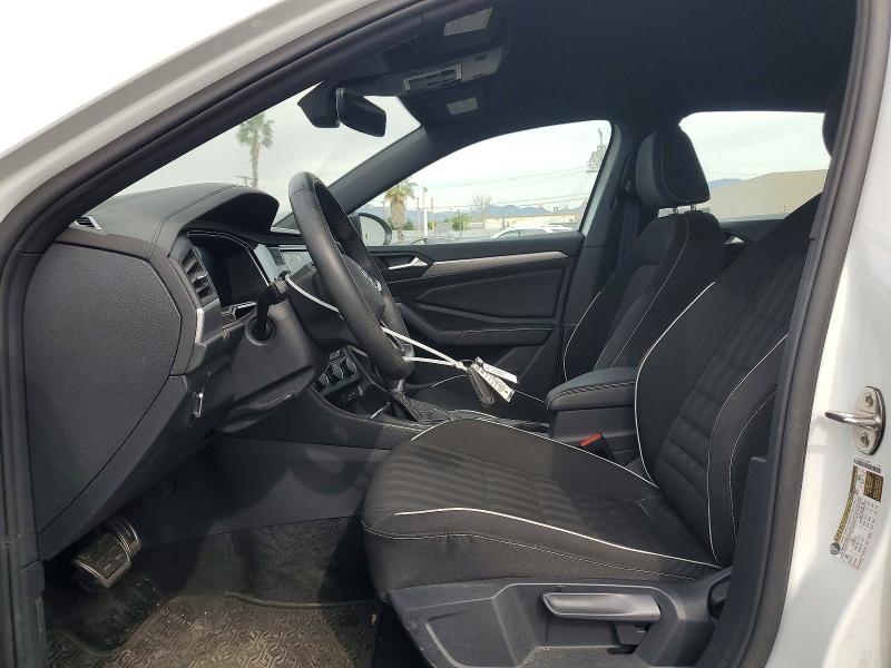 Photo 7 from auction – 2024 VOLKSWAGEN JETTA with VIN 3VWBM7BU1RM033005