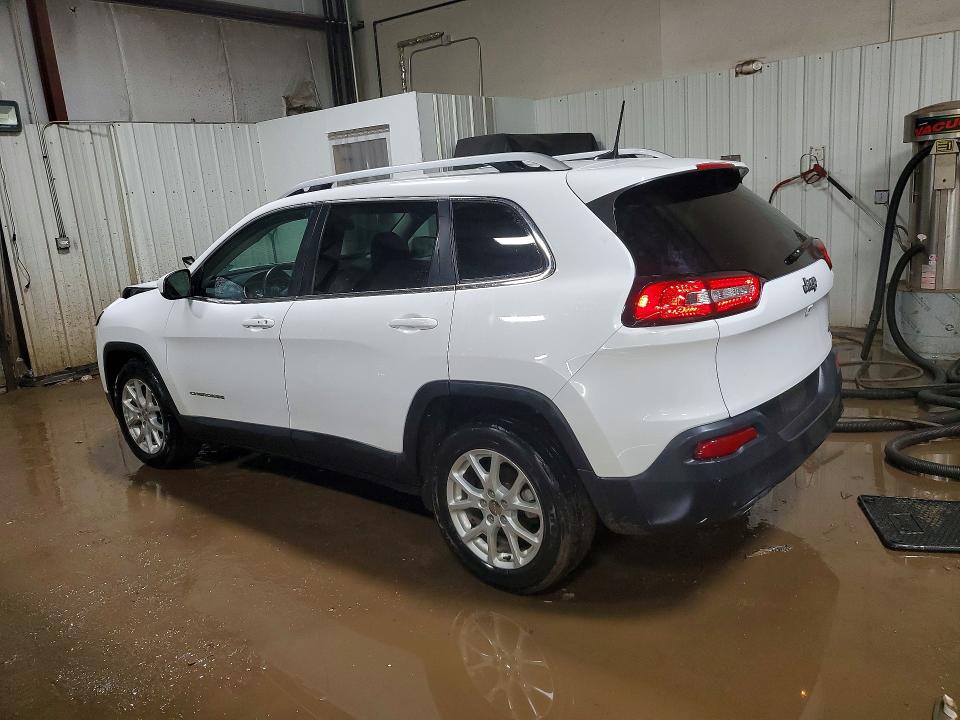Photo 2 from auction – 2018 JEEP CHEROKEE L with VIN 1C4PJLLB1JD540512