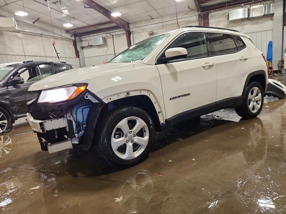 JEEP COMPASS LA 2018 with VIN 3C4NJDBB2JT397739 - Photo from auction
