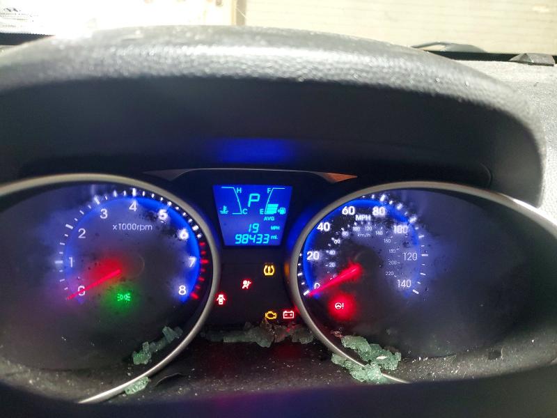 Photo 9 from auction – 2014 HYUNDAI TUCSON with VIN KM8JT3AF1EU818218