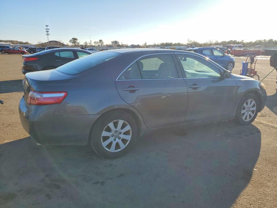 Photo 3 from auction – 2009 TOYOTA CAMRY with VIN 4T1BE46K99U887089