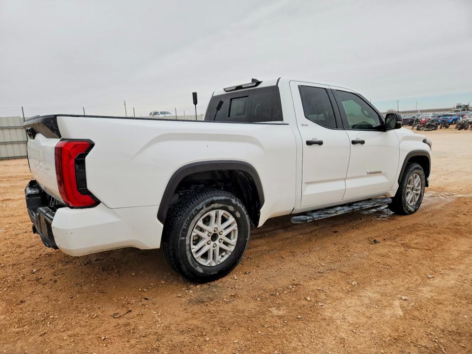 Photo 3 from auction – 2023 TOYOTA TUNDRA DOU with VIN 5TFLA5DA8PX106904