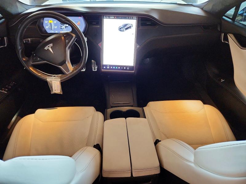 Photo 8 from auction – 2018 TESLA MODEL S with VIN 5YJSA1E42JF296634