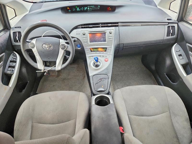 Photo 8 from auction – 2013 TOYOTA PRIUS with VIN JTDKN3DU7D0346495