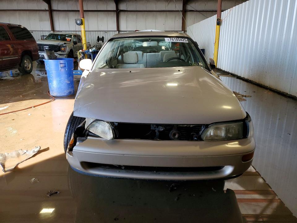 Photo 5 from auction – 1997 TOYOTA COROLLA DX with VIN 2T1BB02E8VC192258