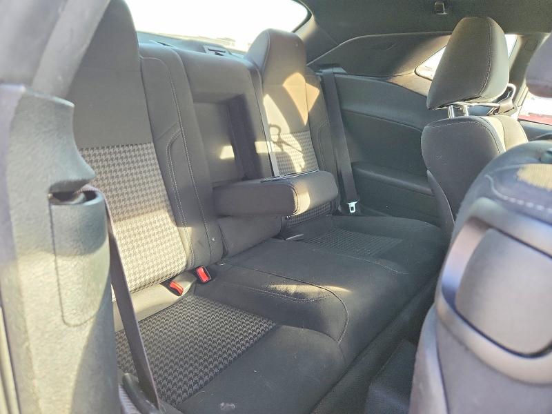 Photo 10 from auction – 2019 DODGE CHALLENGER with VIN 2C3CDZAG3KH504109