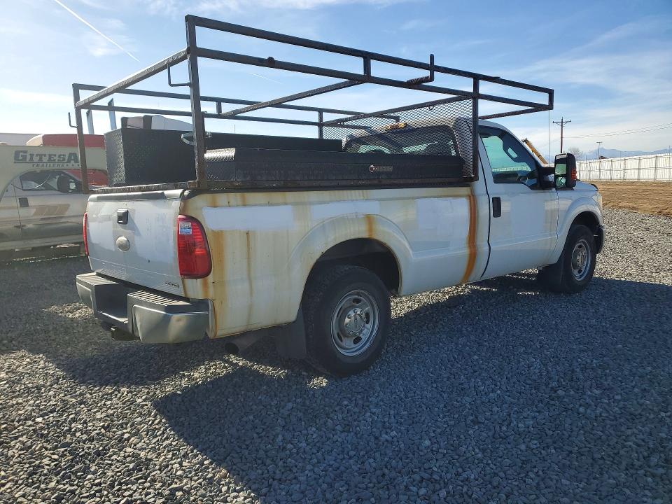 Photo 3 from auction – 2012 FORD F250 SUPER with VIN 1FTBF2A61CEC29736