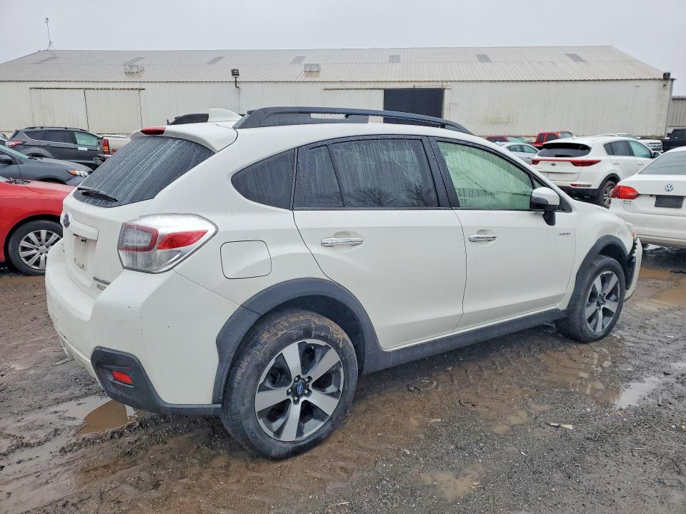 Photo 3 from auction – 2016 SUBARU CROSSTREK with VIN JF2GPBLC1GH235242