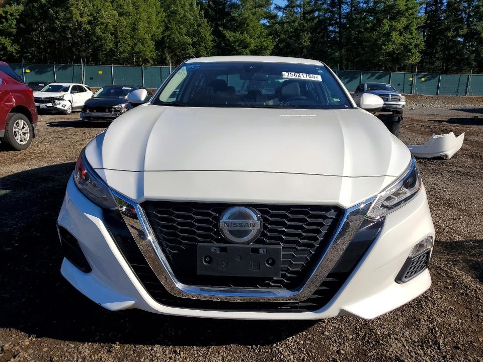Photo 5 from auction – 2022 NISS ALTIMA with VIN 1N4BL4DV5NN376223