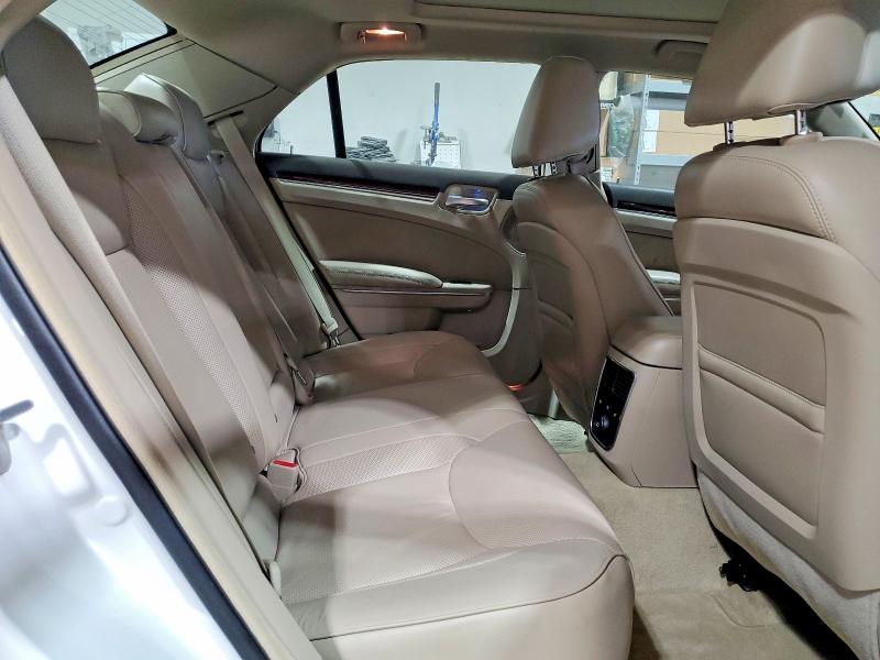 Photo 10 from auction – 2011 CHRYSLER 300C with VIN 2C3CA6CT5BH592985